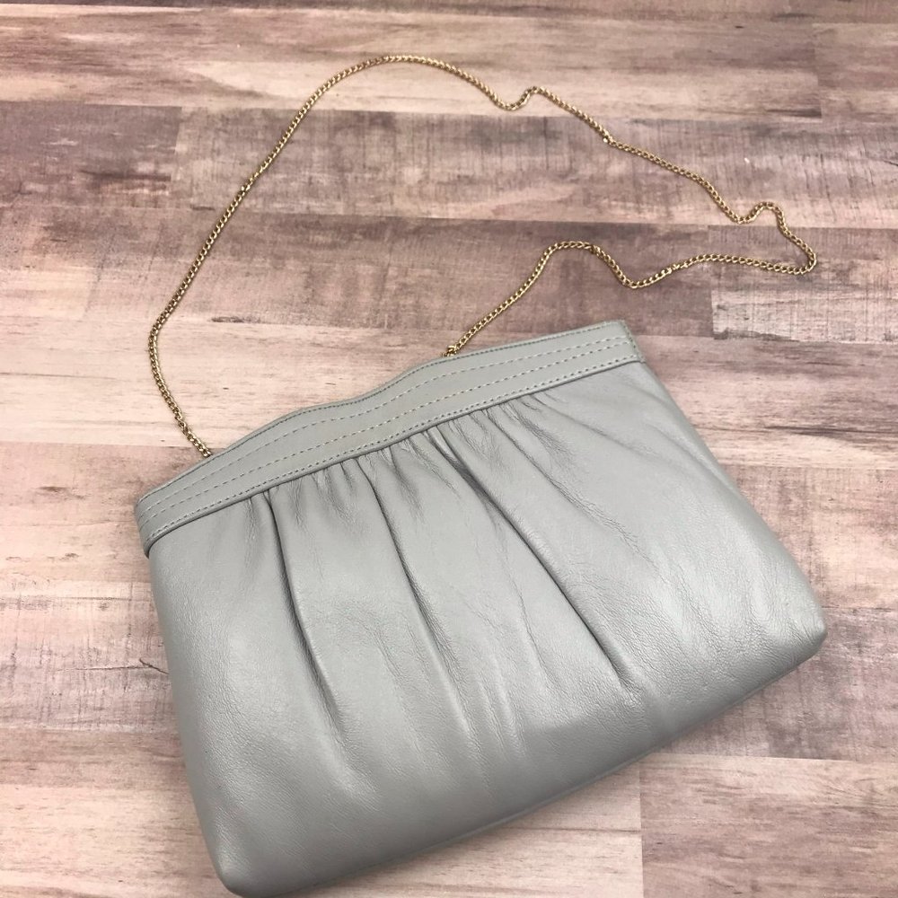 Vintage Ande 1960s Classic Faux Leather Light Gray Clutch Evening Handbag Purse